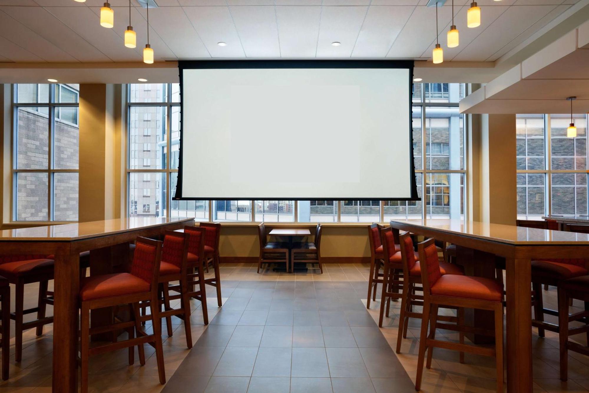 Hyatt Place Minneapolis/Downtown Exterior photo